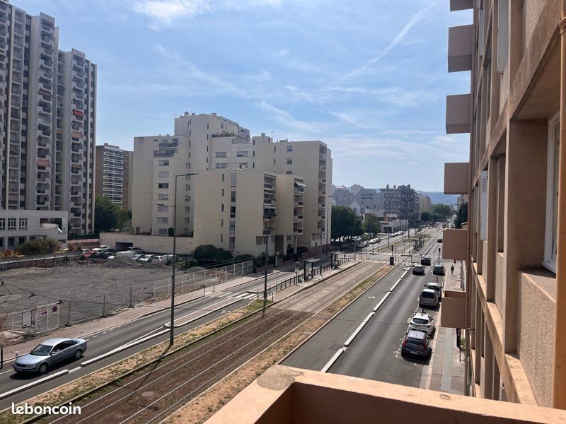 Appartement à louer, 57m², Saint-Etienne