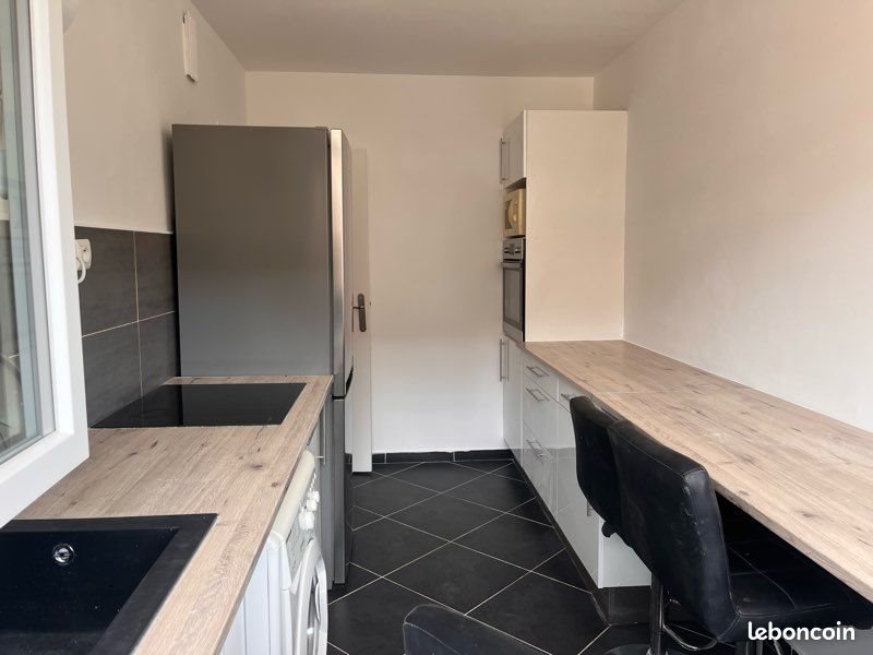 Appartement à louer, 57m², Saint-Etienne