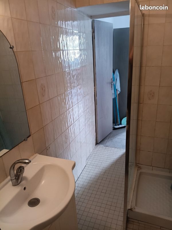 Appartement à louer, 32m², Lézan