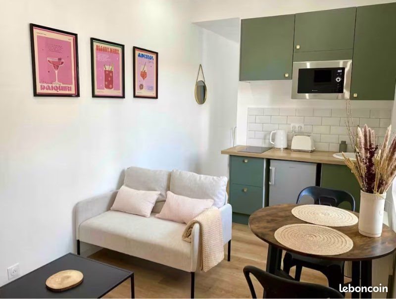 Appartement à louer, 22m², Rochefort