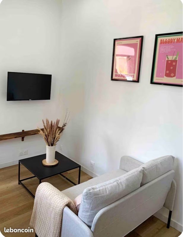 Appartement à louer, 22m², Rochefort