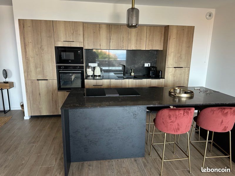 Appartement à louer, 76m², Bastia