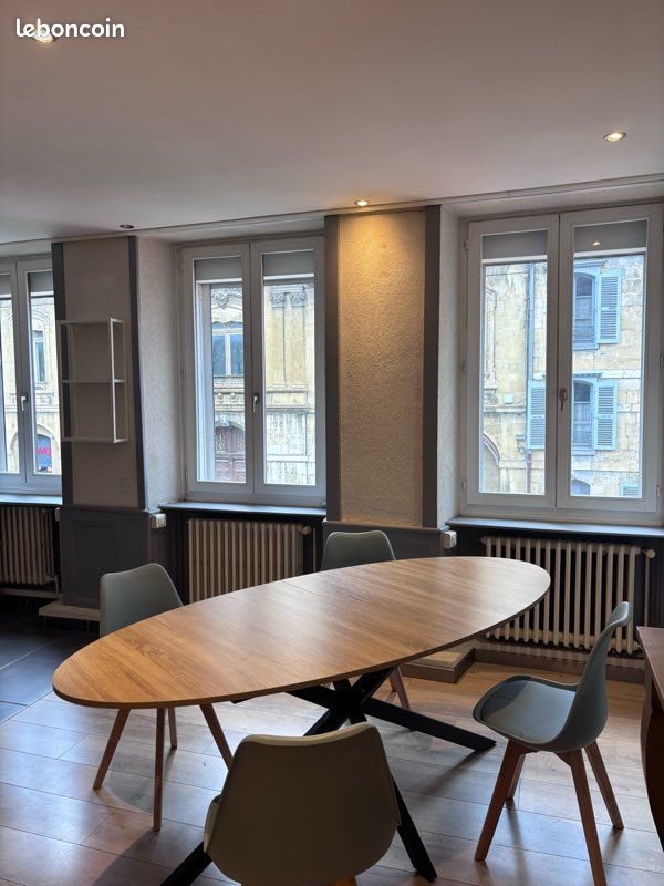 Appartement à louer, 87m², Pontarlier