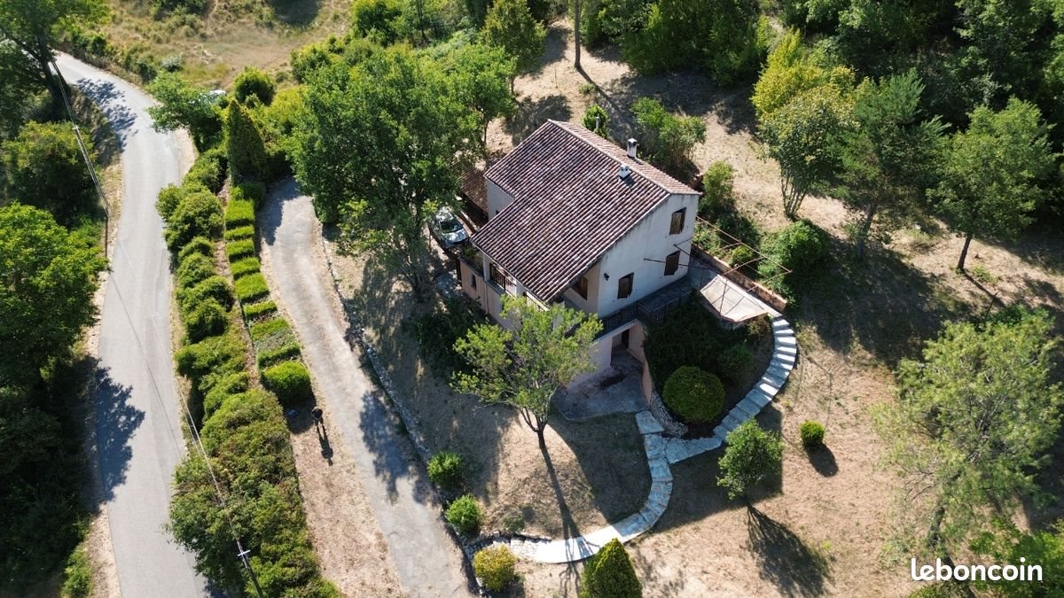 Maison à vendre, 97m², Esparron-de-Verdon