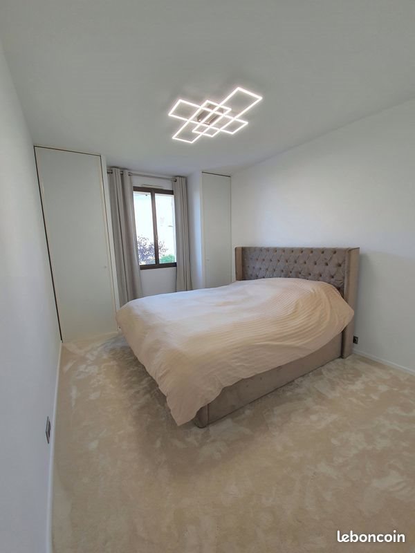 Appartement à louer, 81m², Villeneuve-Loubet