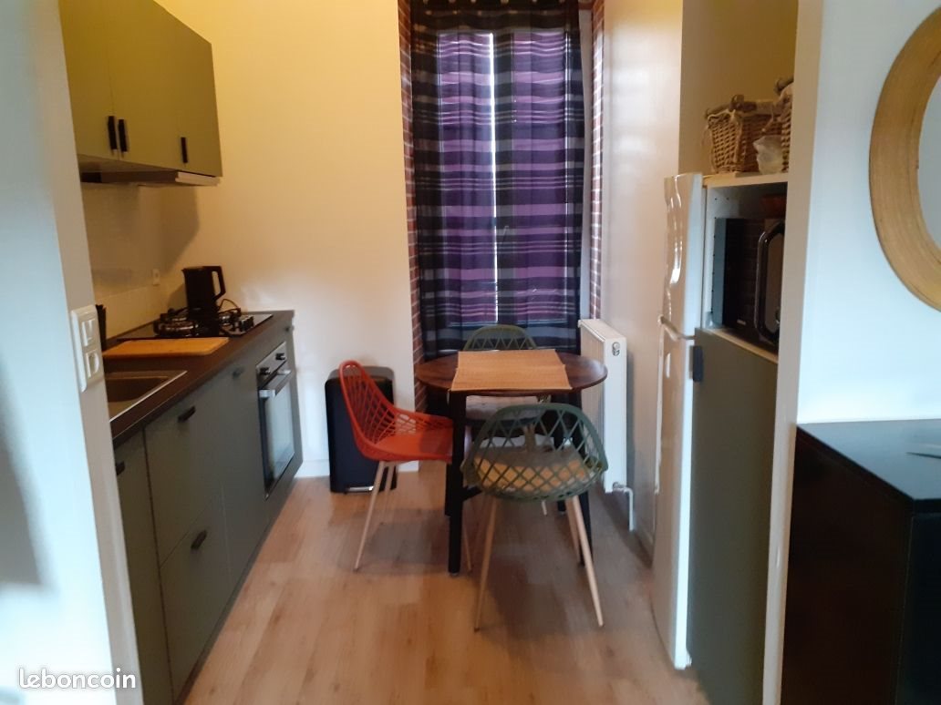 Appartement à louer, 44m², Arpajon-sur-Cère