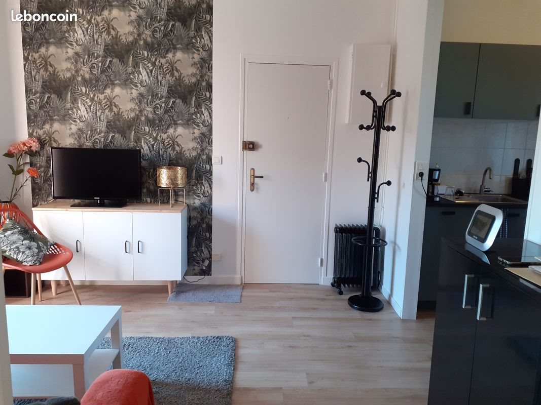 Appartement à louer, 44m², Arpajon-sur-Cère