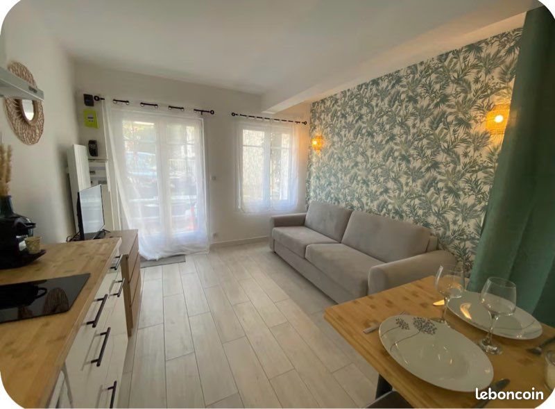 Appartement à louer, 17m², Royan