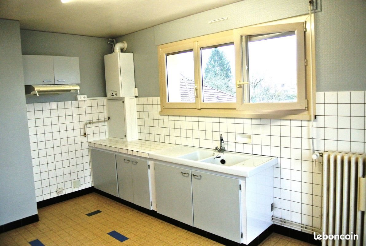 Appartement à louer, 92m², Navenne