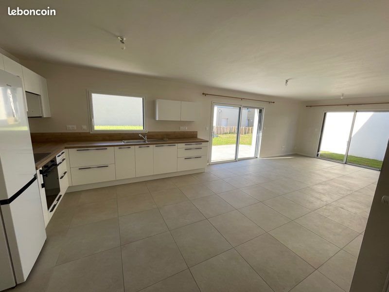Maison à louer, 80m², Perros-Guirec