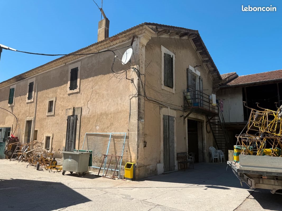Maison à vendre, 300m², Le Thor