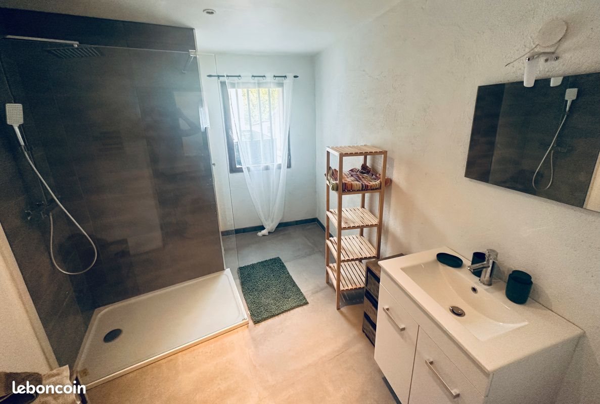 Maison à louer, 16m², Arles