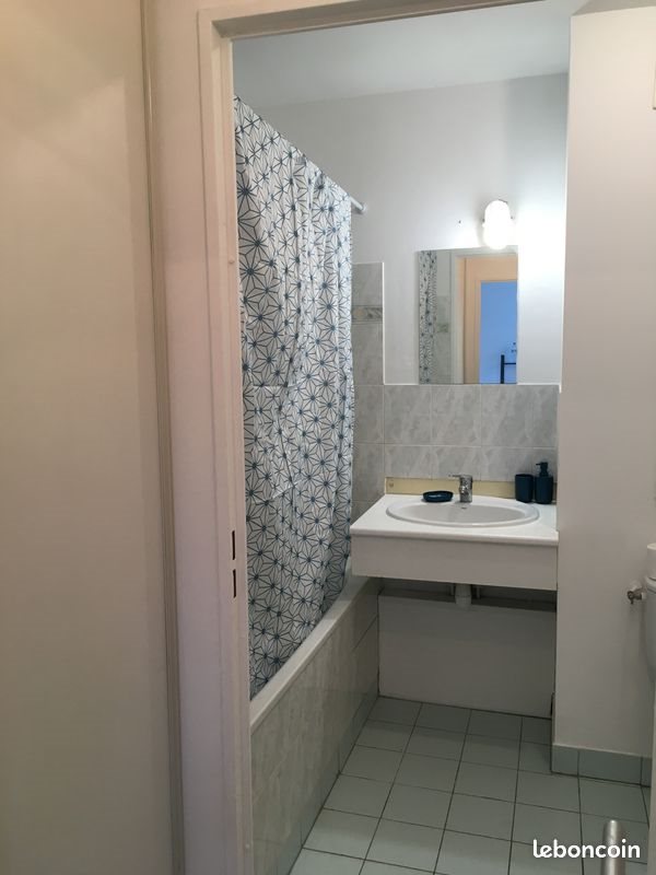 Appartement à louer, 29m², Cergy