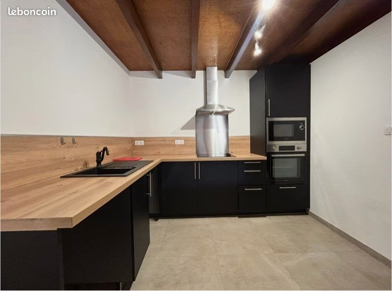 Appartement à louer, 90m², Propriano