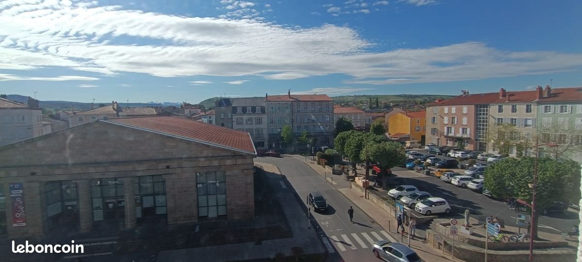 Appartement à louer, 55m², Issoire