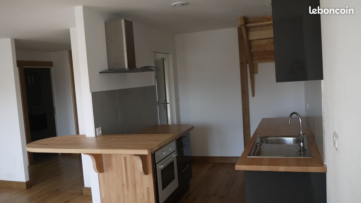 Appartement à louer, 55m², Issoire