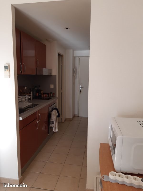 Appartement à louer, 30m², Arles