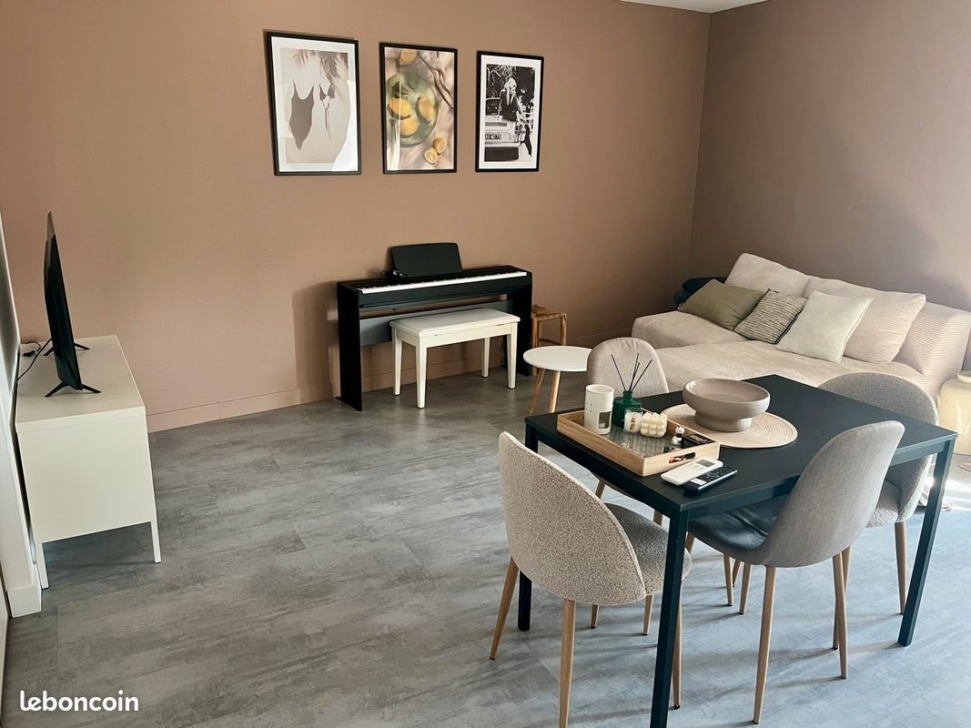 Appartement à louer, 70m², Rochegude