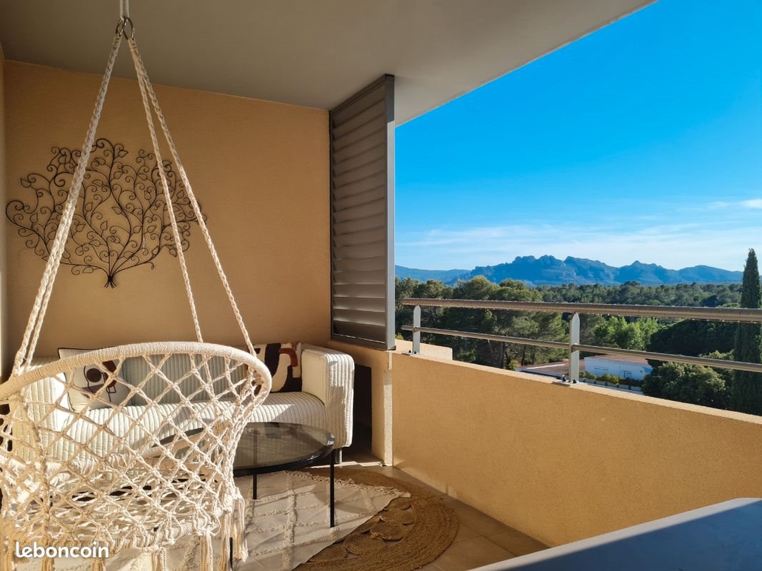 Appartement à louer, 40m², Roquebrune-sur-Argens