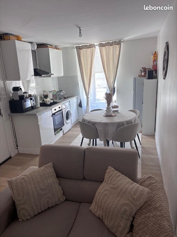 Appartement à louer, 45m², Loudéac