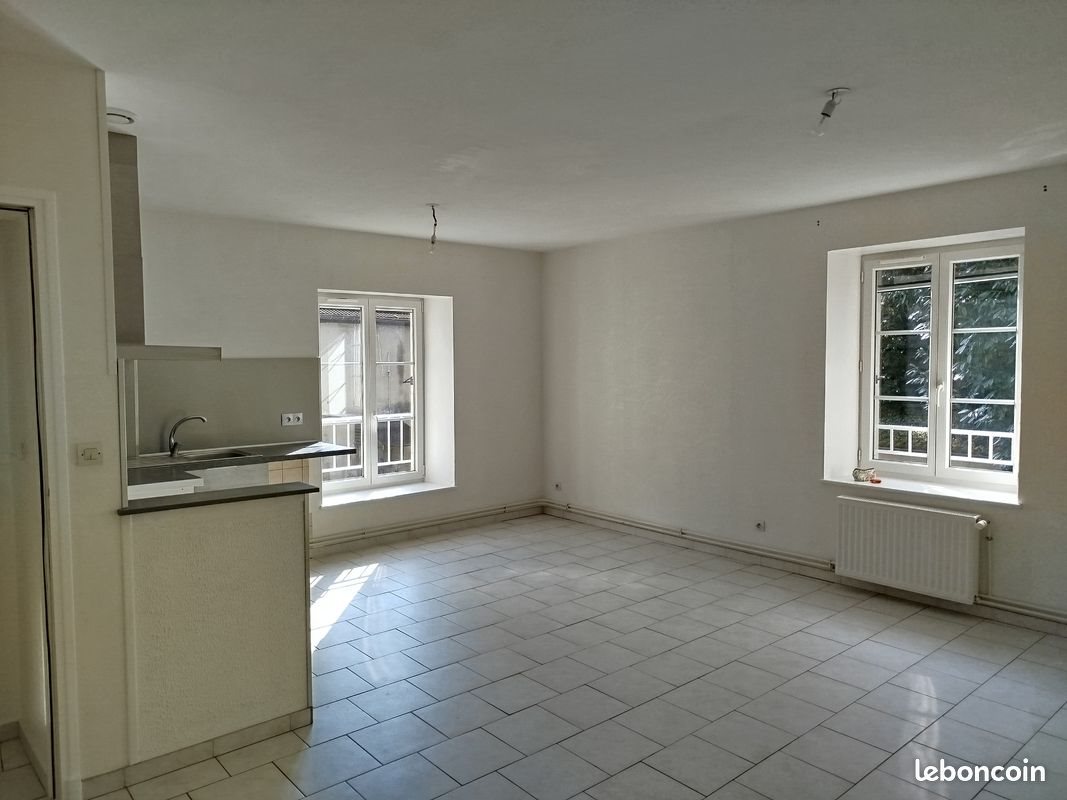 Appartement à louer, 52m², Wassy