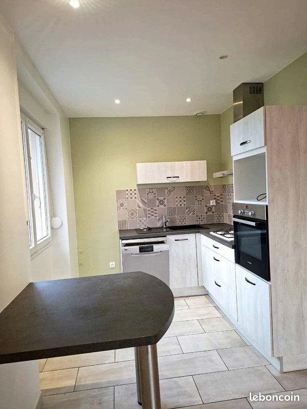 Maison à louer, 60m², Sainte-Suzanne
