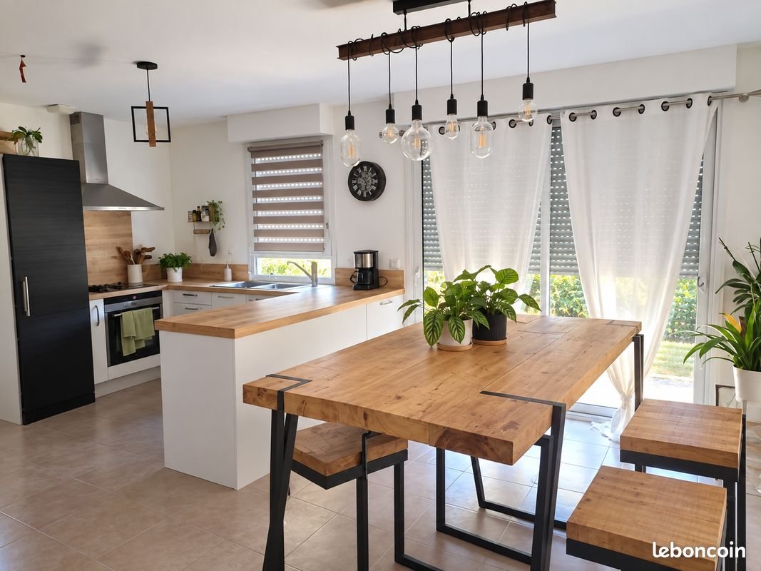 Maison à louer, 103m², Meyrargues