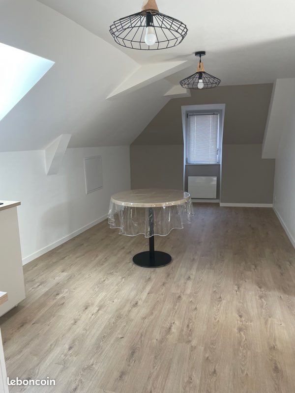 Appartement à louer, 45m², Ussel