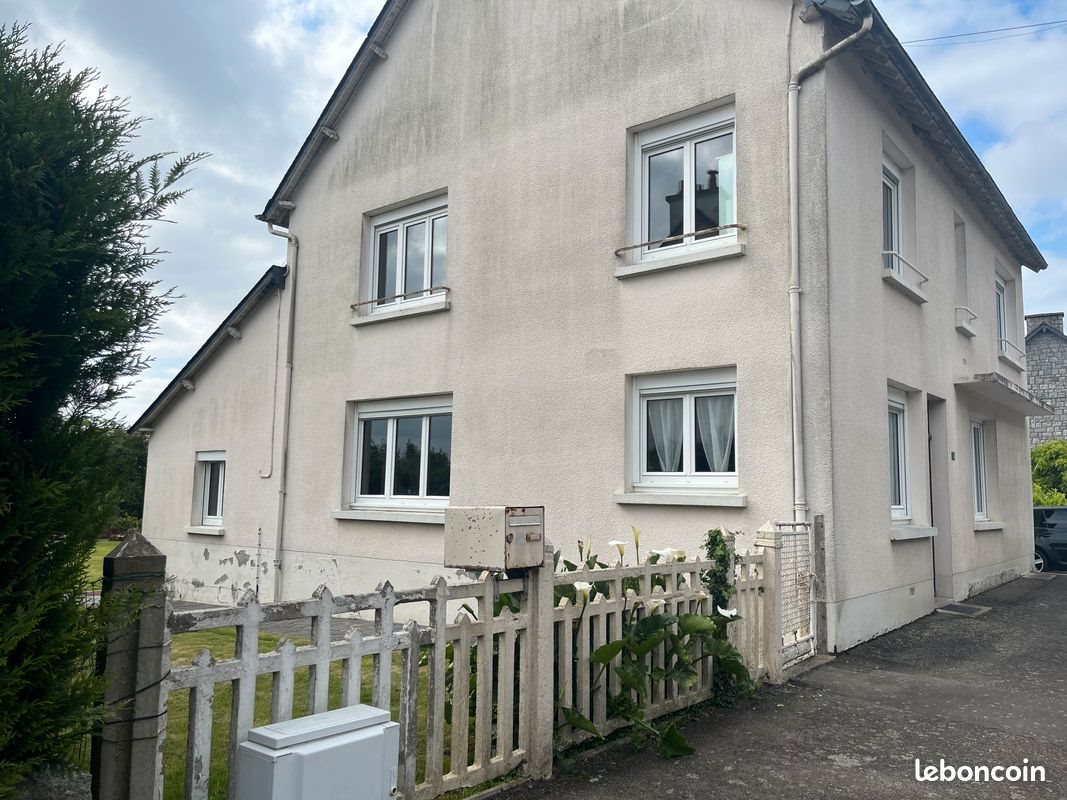 Maison à vendre, 157m², Saint-Pern