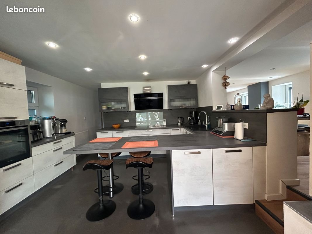 Maison à louer, 140m², Buhl