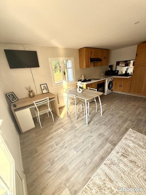 Appartement à louer, 20m², Saint-Privat-des-Vieux