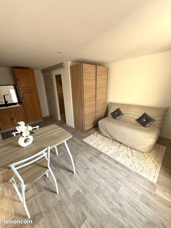 Appartement à louer, 20m², Saint-Privat-des-Vieux