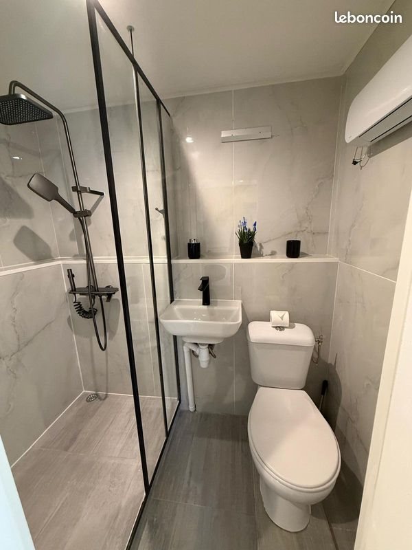 Appartement à louer, 20m², Saint-Privat-des-Vieux
