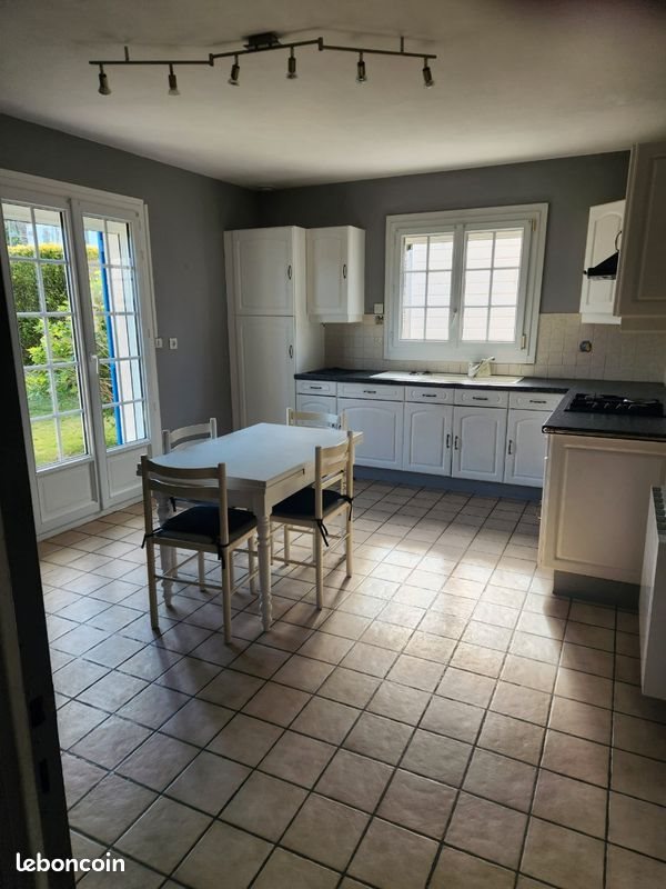 Maison à vendre, 113m², Trévé