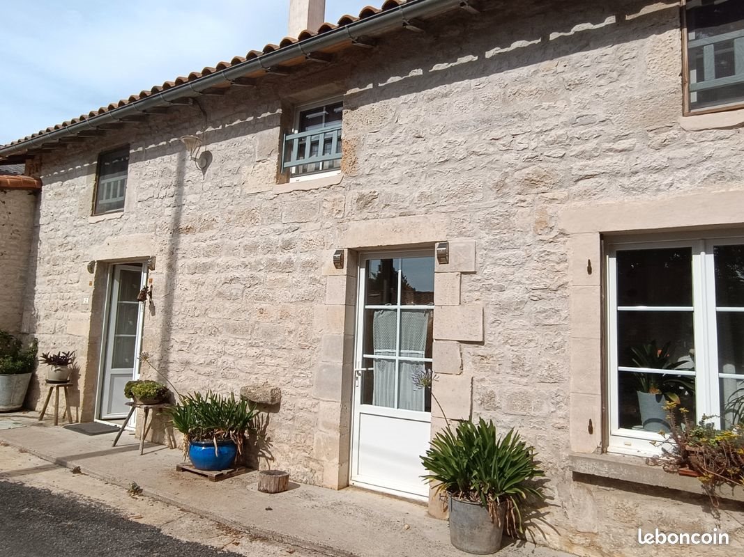 Maison à vendre, 280m², Paizay-Naudouin-Embourie