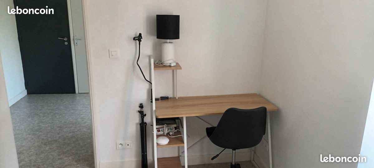 Appartement à louer, 24m², Saint-Hilaire-du-Harcouët