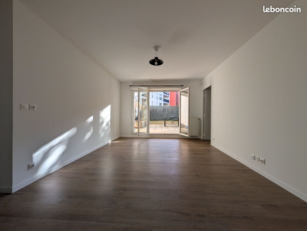 Appartement à louer, 62m², Cergy