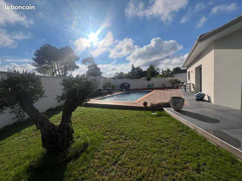 Maison à vendre, 227m², Izon