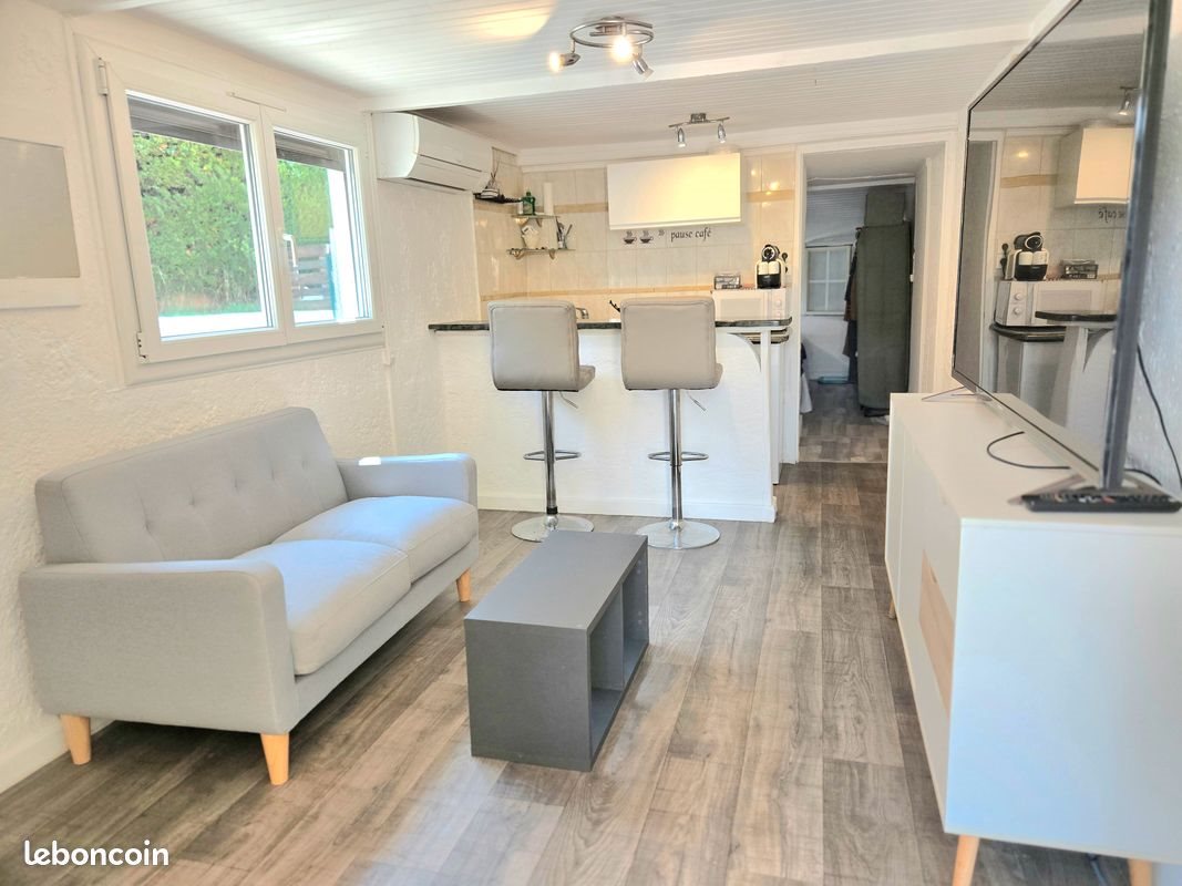 Appartement à louer, 30m², La Colle-sur-Loup