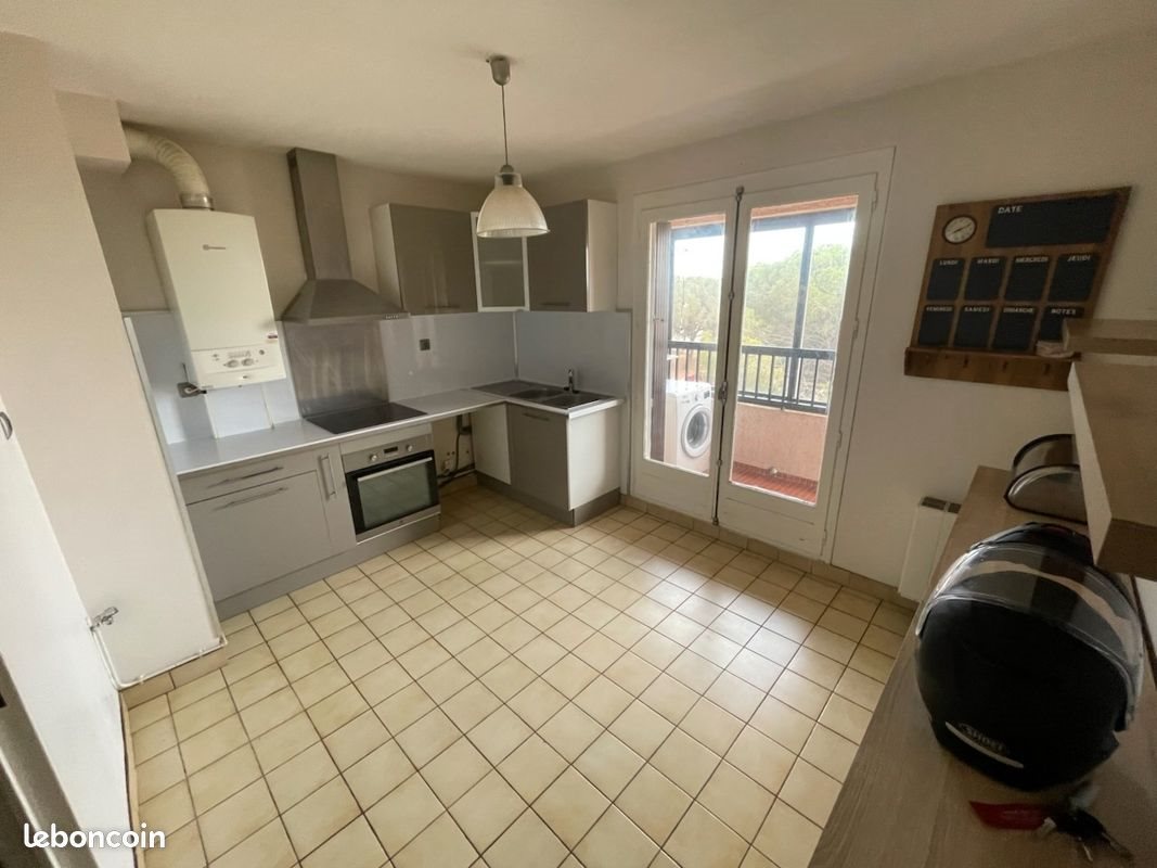 Appartement à louer, 92m², Saint-Estève