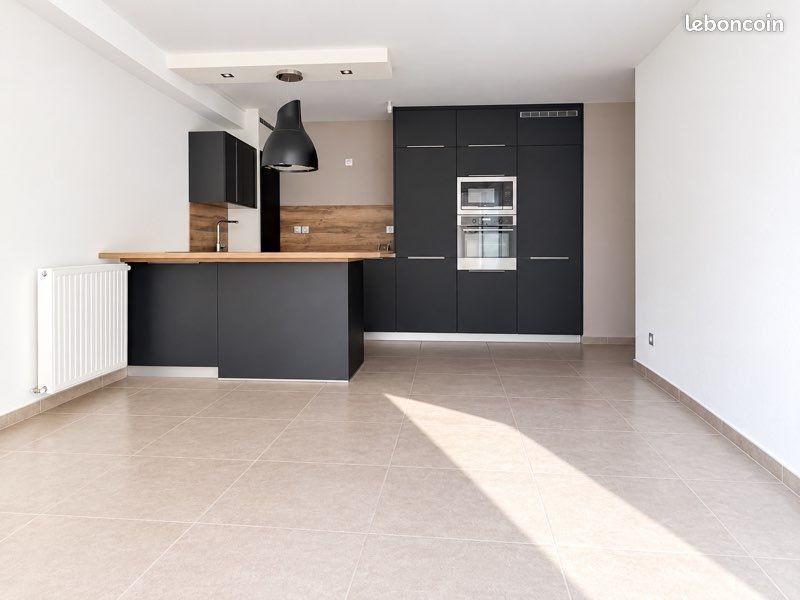 Appartement à louer, 73m², Saint-Priest