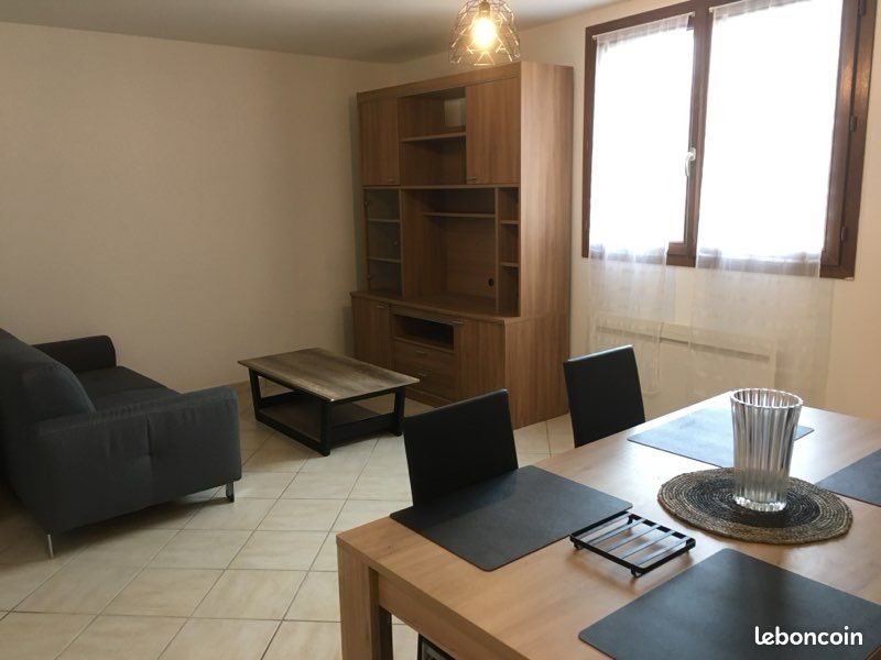 Appartement à louer, 69m², Ugine