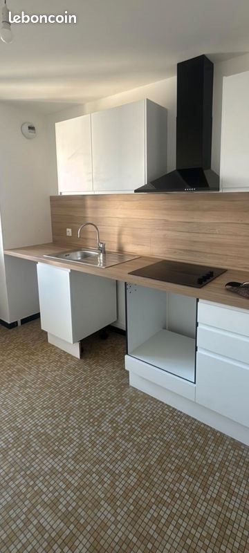 Appartement à louer, 49m², Saint-Genis-Laval