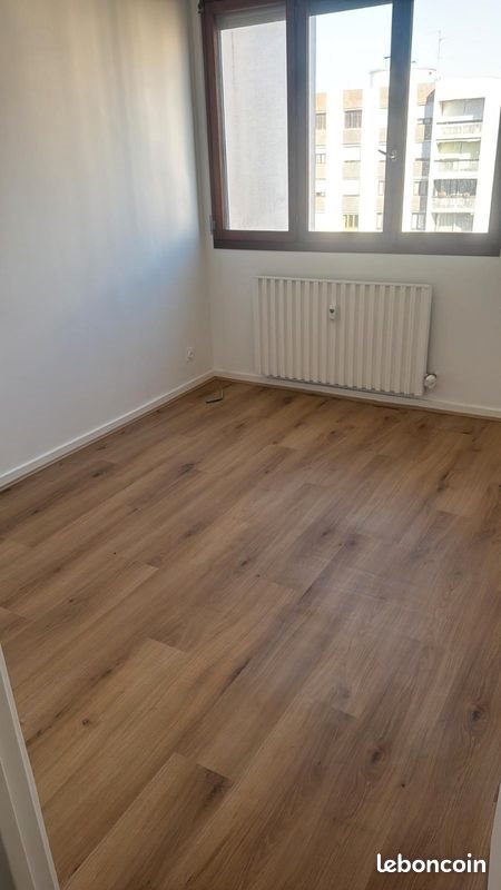 Appartement à louer, 49m², Saint-Genis-Laval