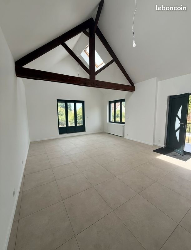 Maison à louer, 200m², Freneuse