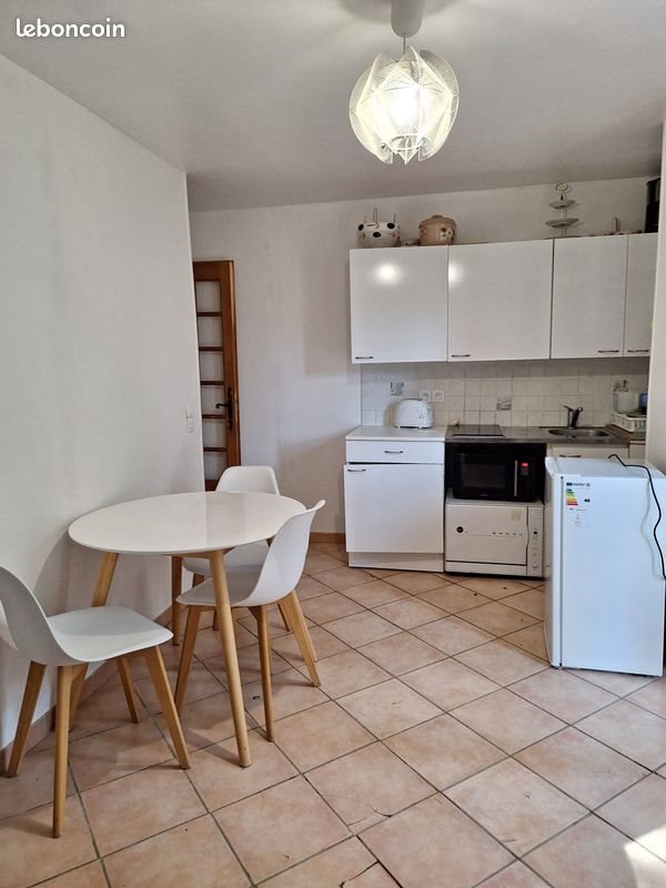 Appartement à louer, 50m², Solliès-Pont