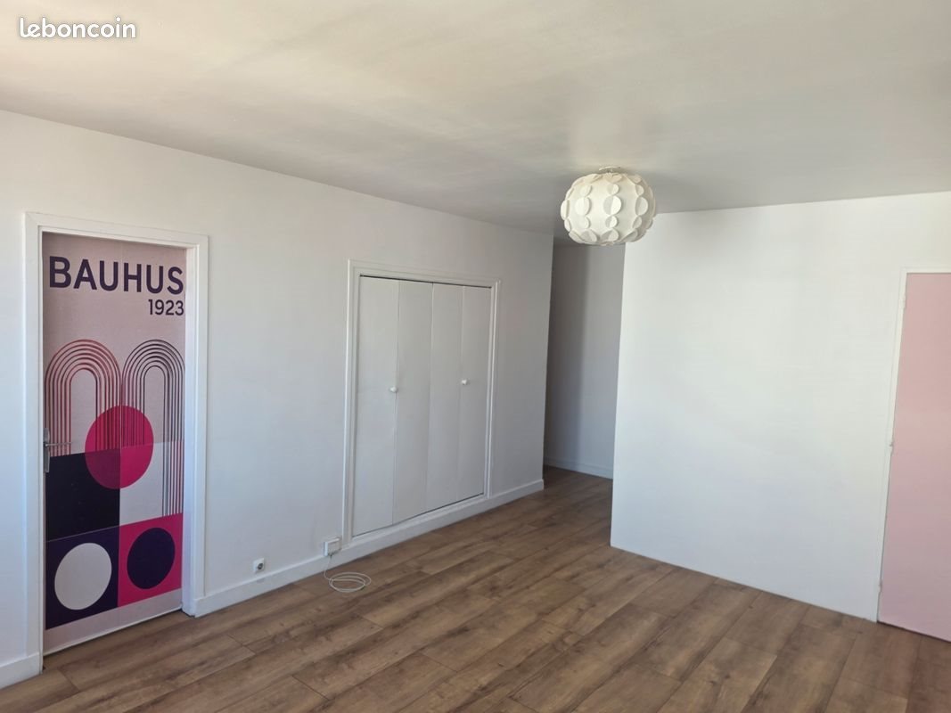 Appartement à louer, 48m², Paris 20ème
