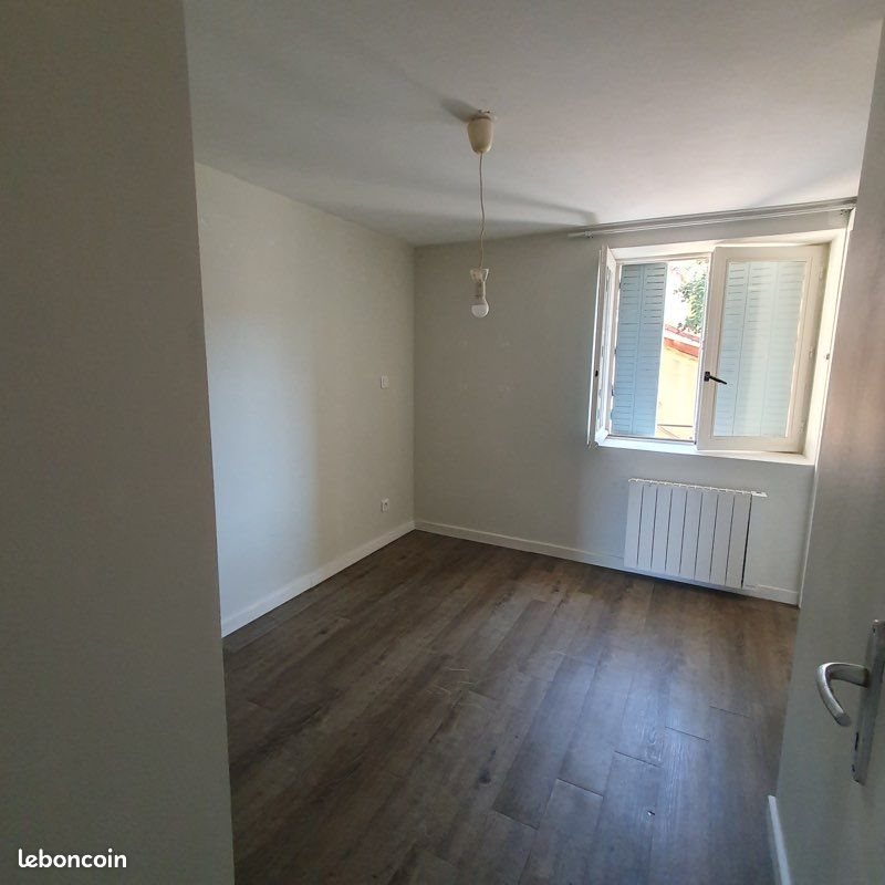 Appartement à louer, 40m², Fontaines-sur-Saône
