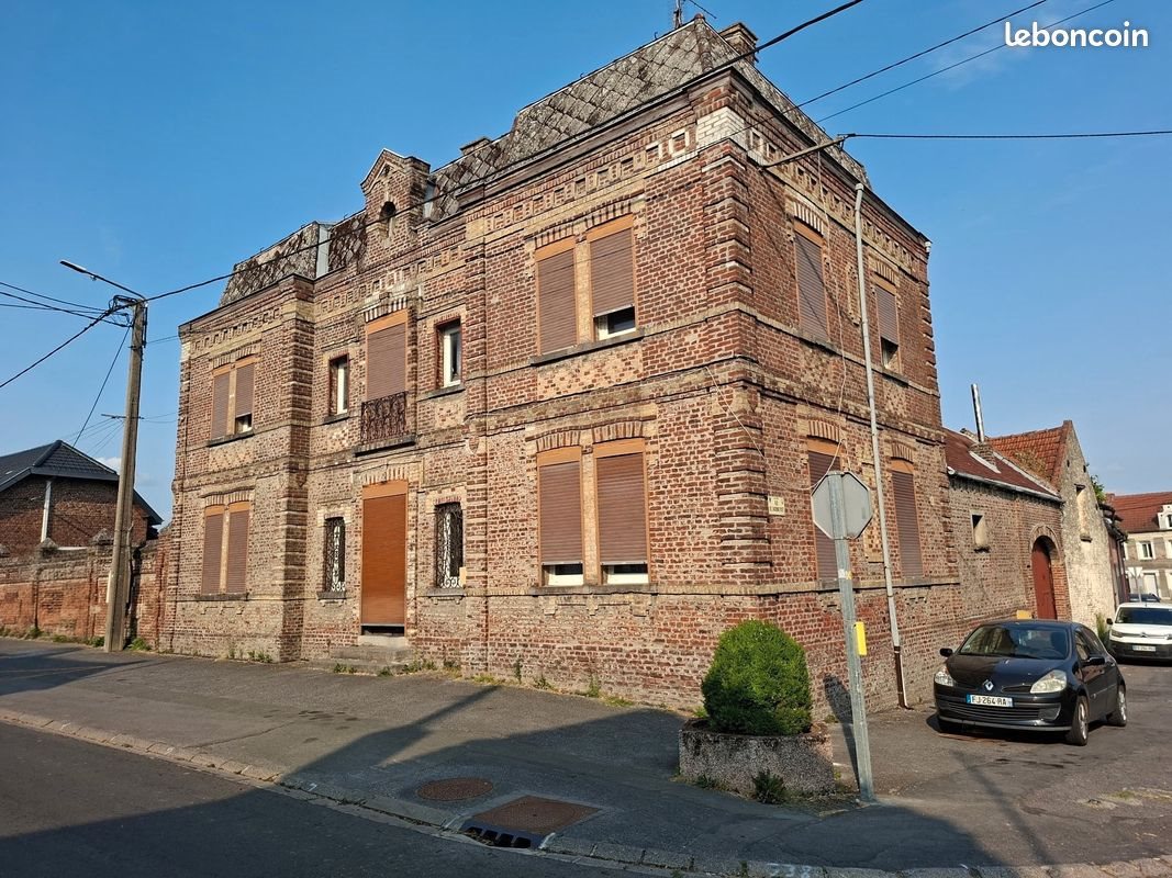 Maison à vendre, 210m², Lécluse