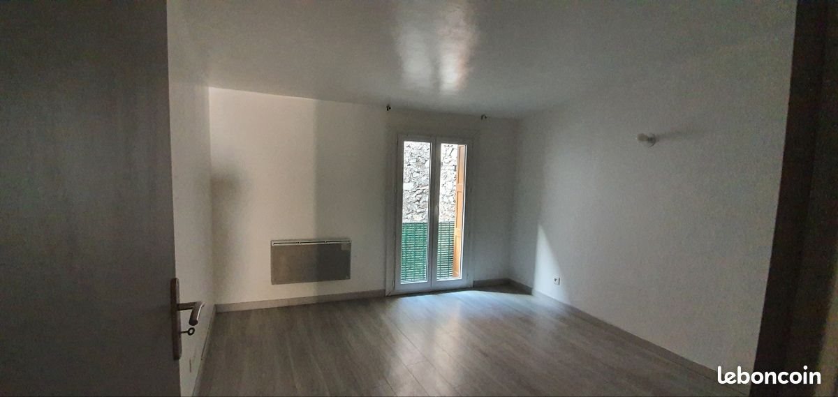 Maison à louer, 87m², Vingrau